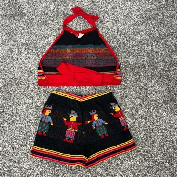 1970s Betsey Johnson Alley Cat Knit Two Piece Halter Set in Happy People Print - Picture 9 of 11